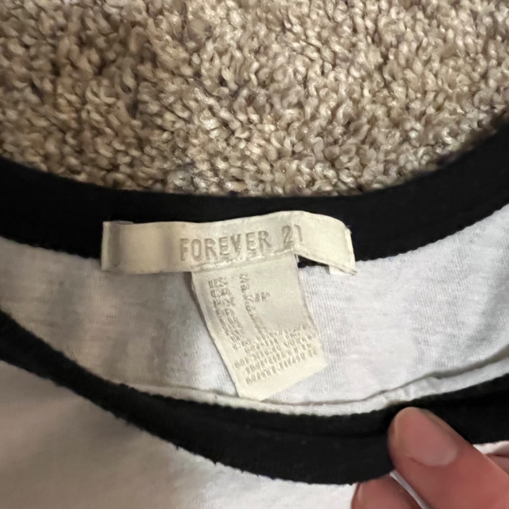 Cropped tee - Picture 2 of 3